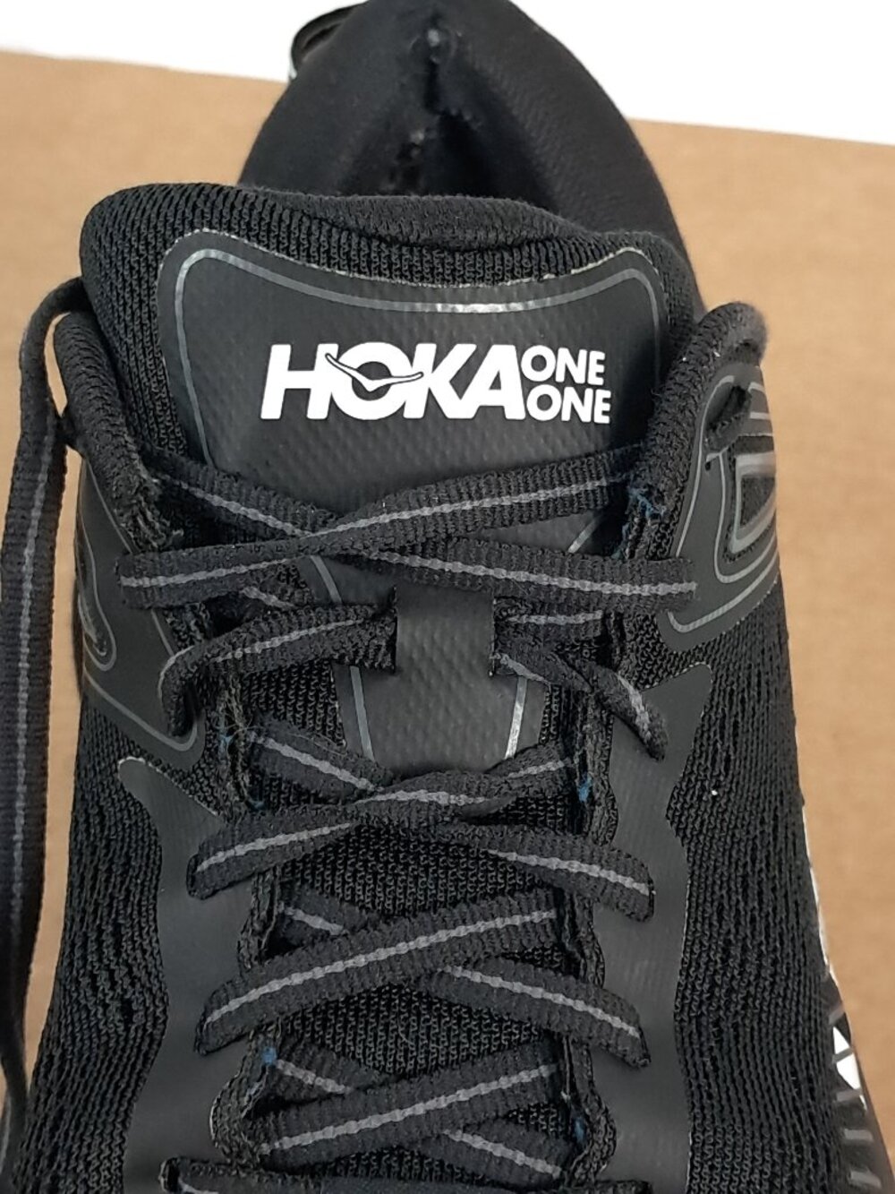 Hoka One One Bondi 7 Shoes Women Size 8 Black Sneakers Athletic 1110519 BWHT - Picture 16 of 16